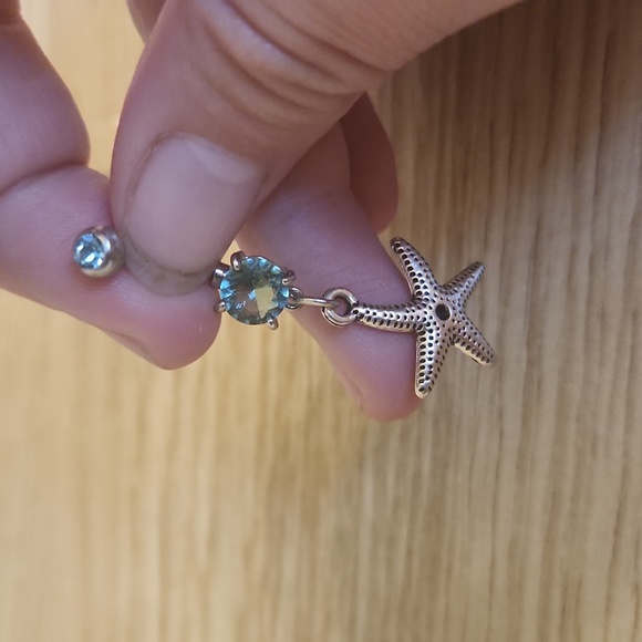 Starfish Belly Button Ring - Picture 2 of 4